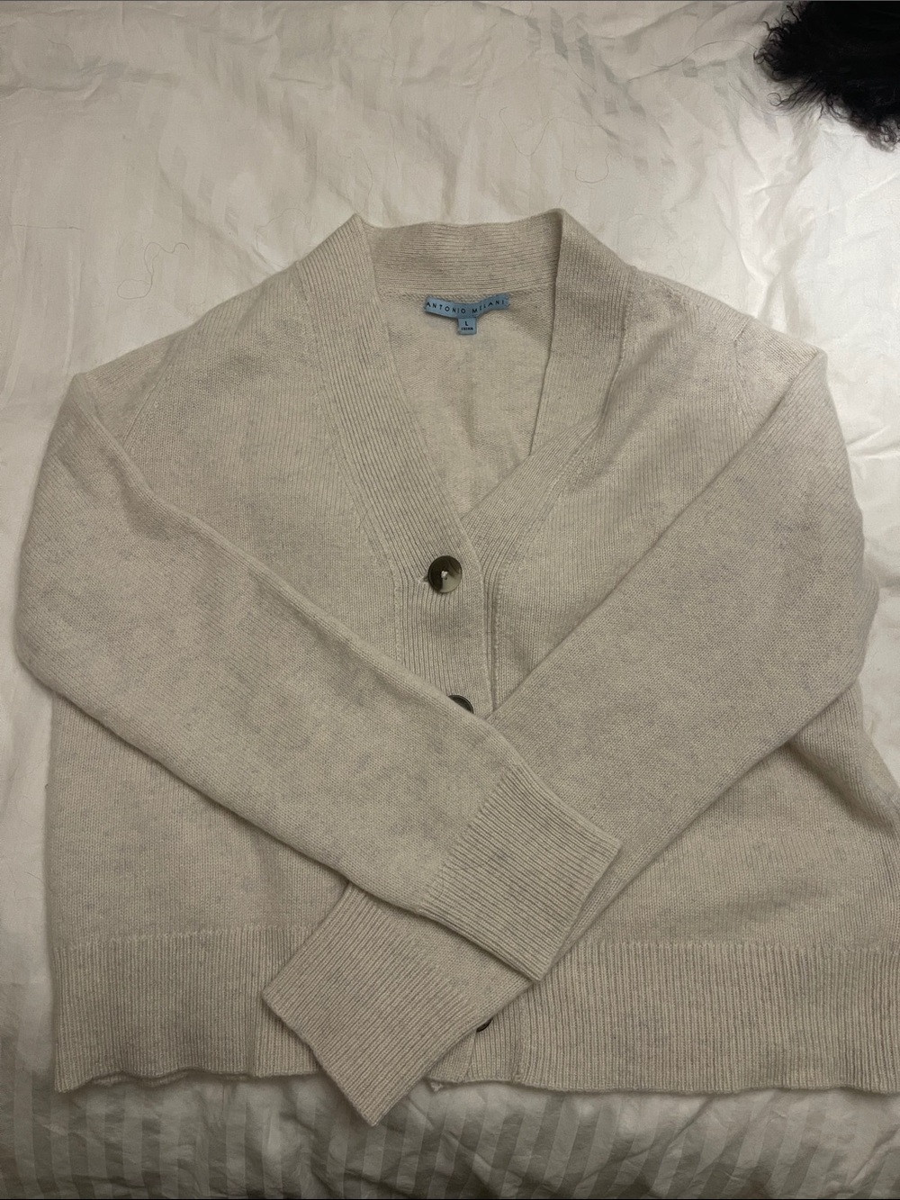 ANTONIO MELAN Cashmere V-Neck Button Front Cardigan